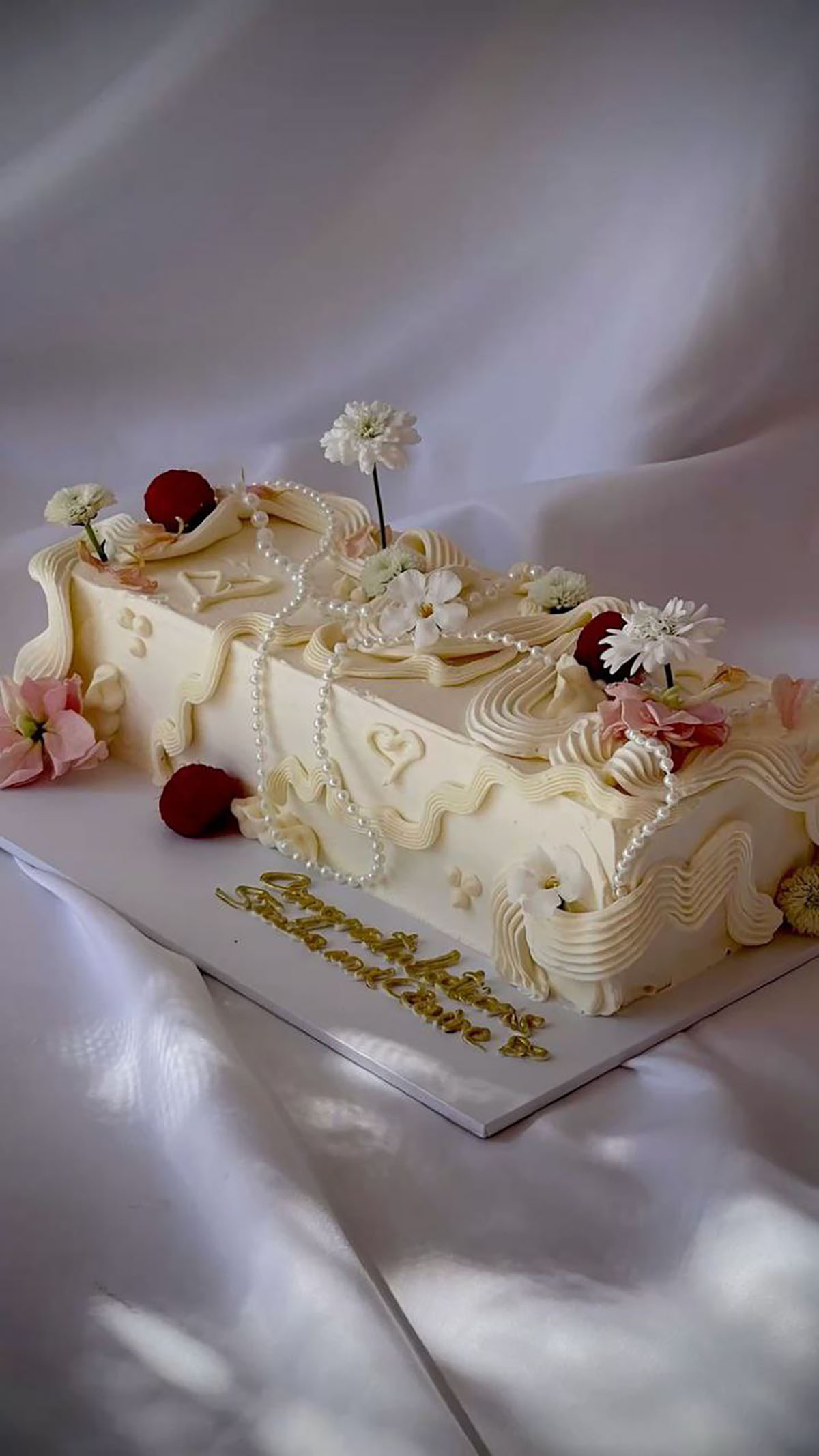 عکس کیک تولد ساده و