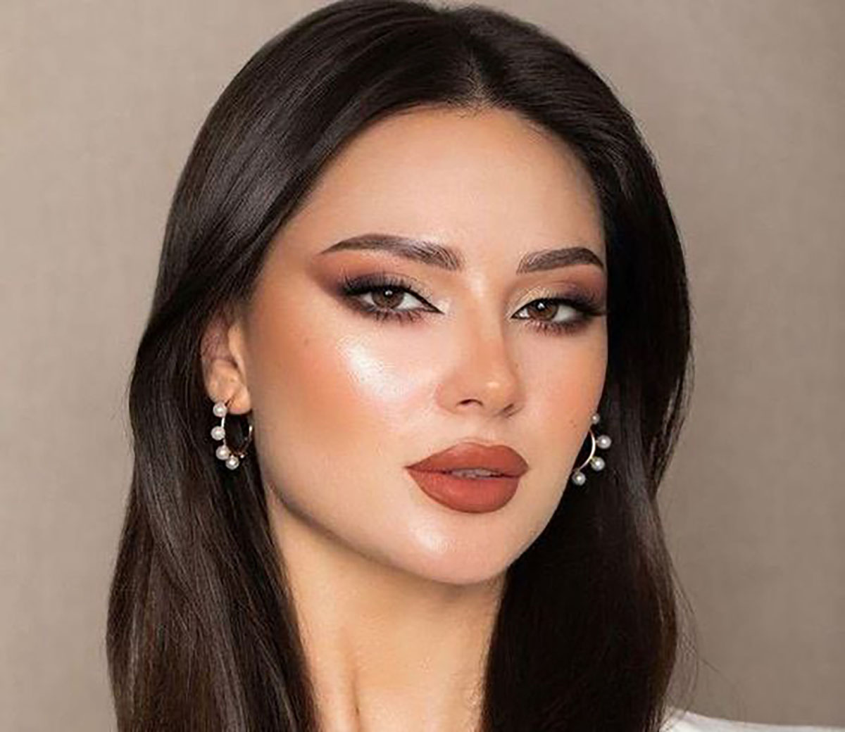 مدل ارایش دخترانه ساده و شیک برای عروسی
