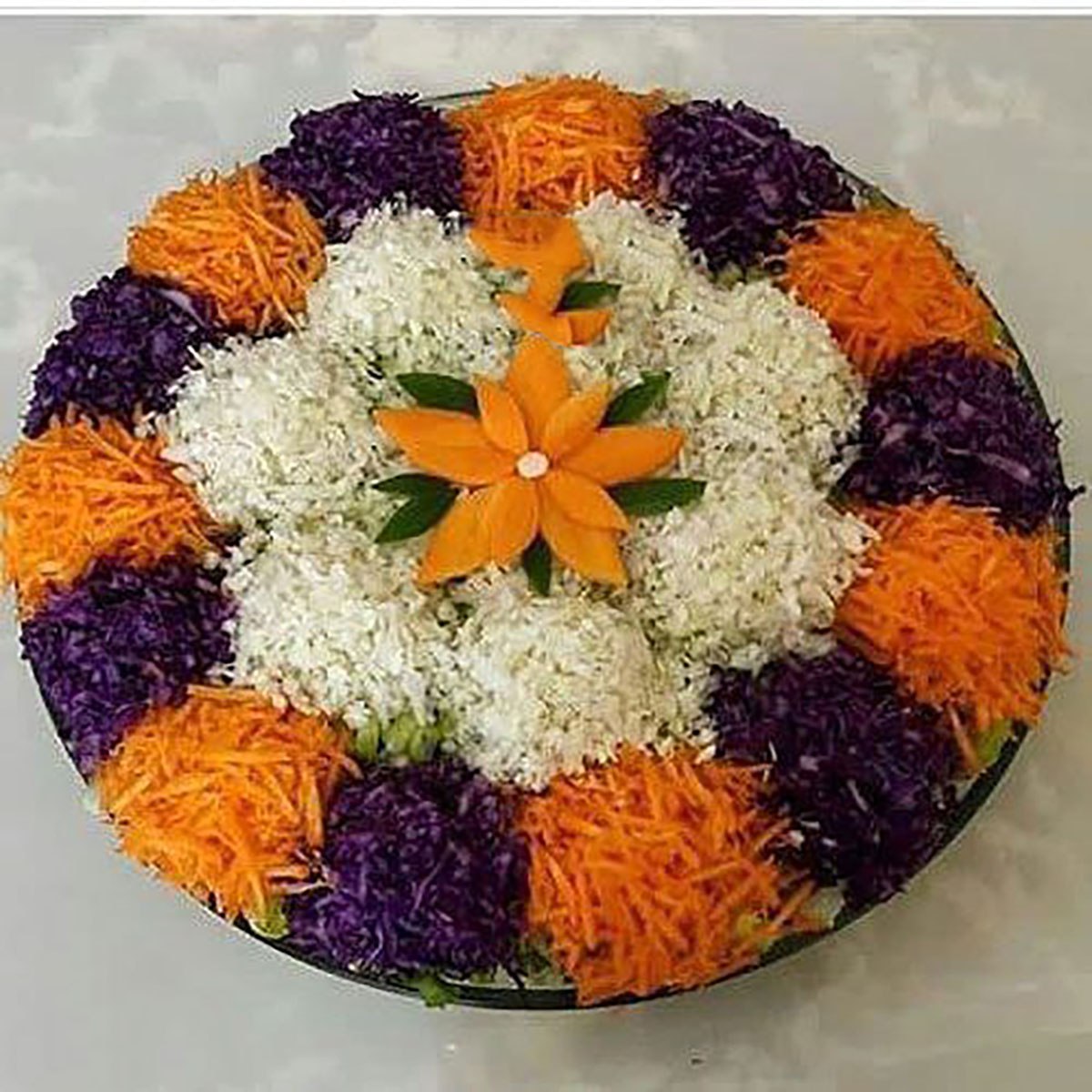تزیین سالاد برای مهمانی ساده و شیک