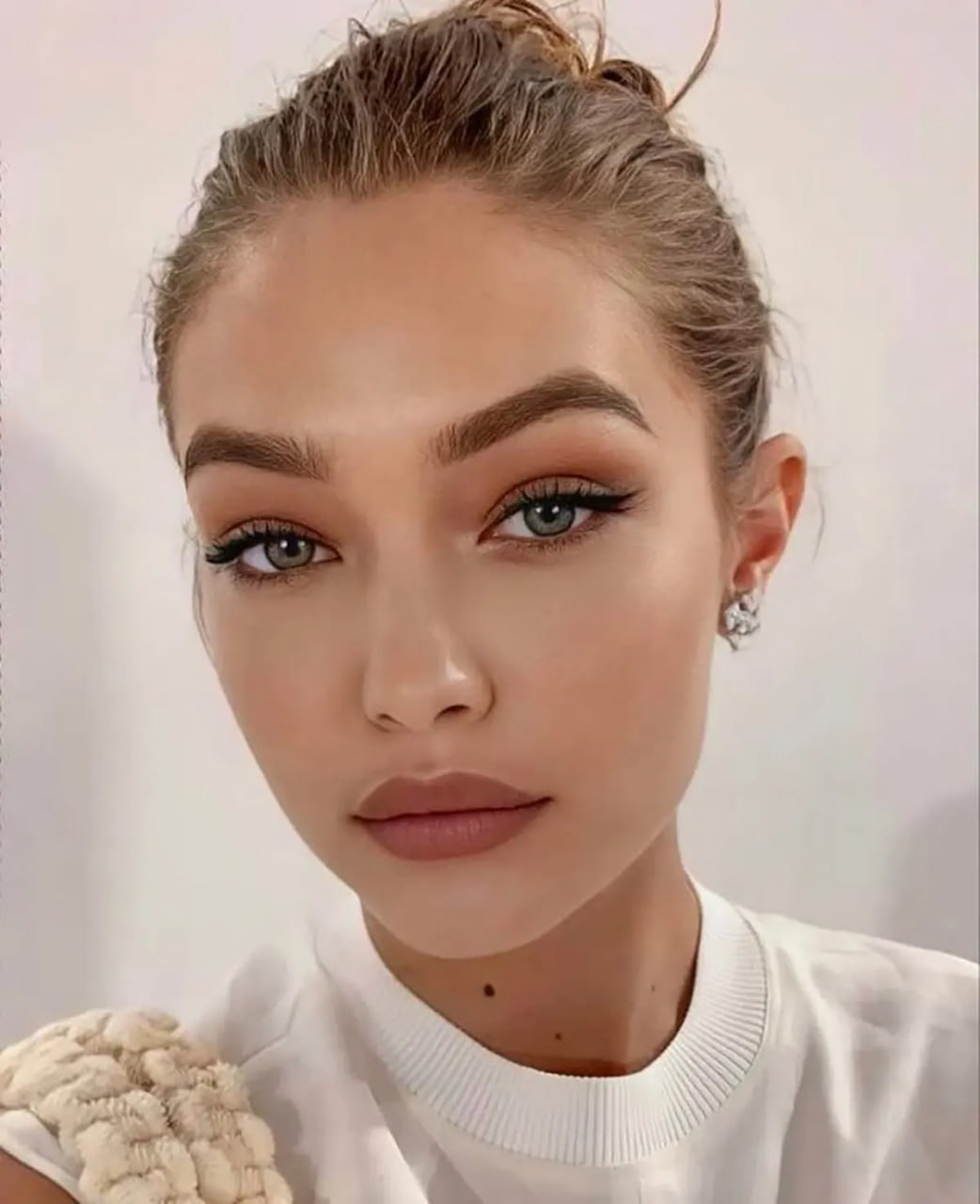 آرایش صورت دخترانه ساده 15 سال
