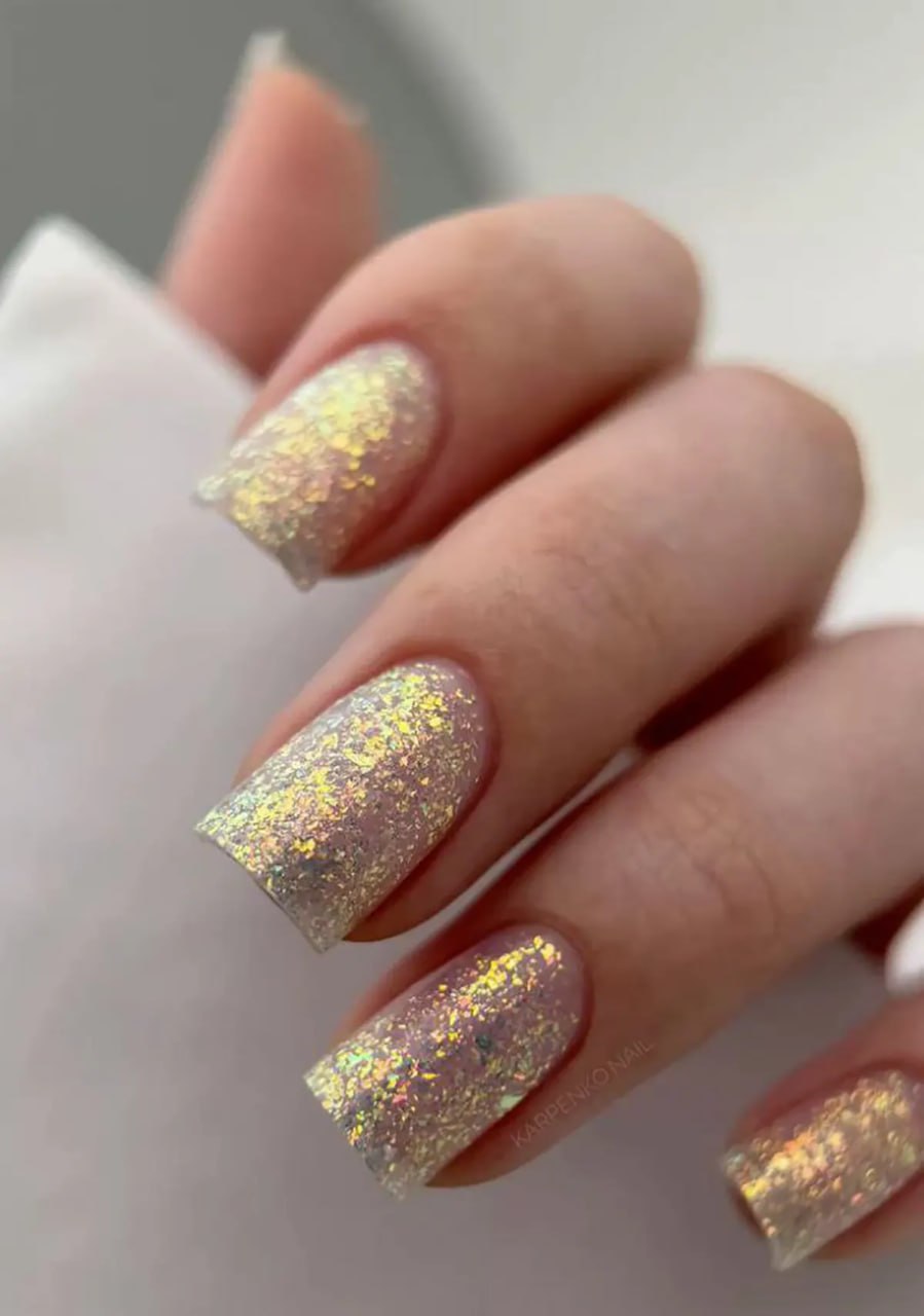 طرح ناخن شیک و باکلاس تابستانی
