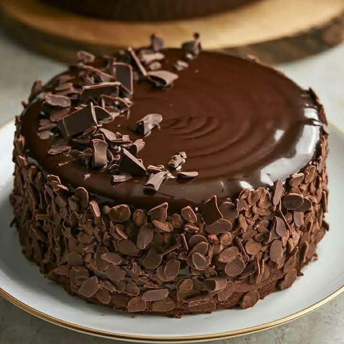 تزیین کیک با کاکائو ساده
