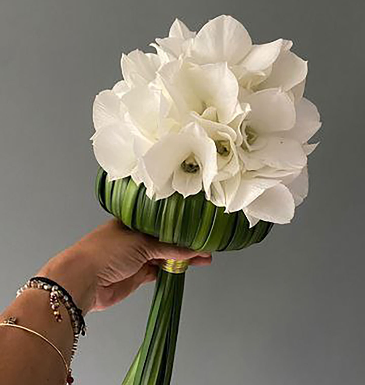 دسته گل عروس لاکچری اینستا
