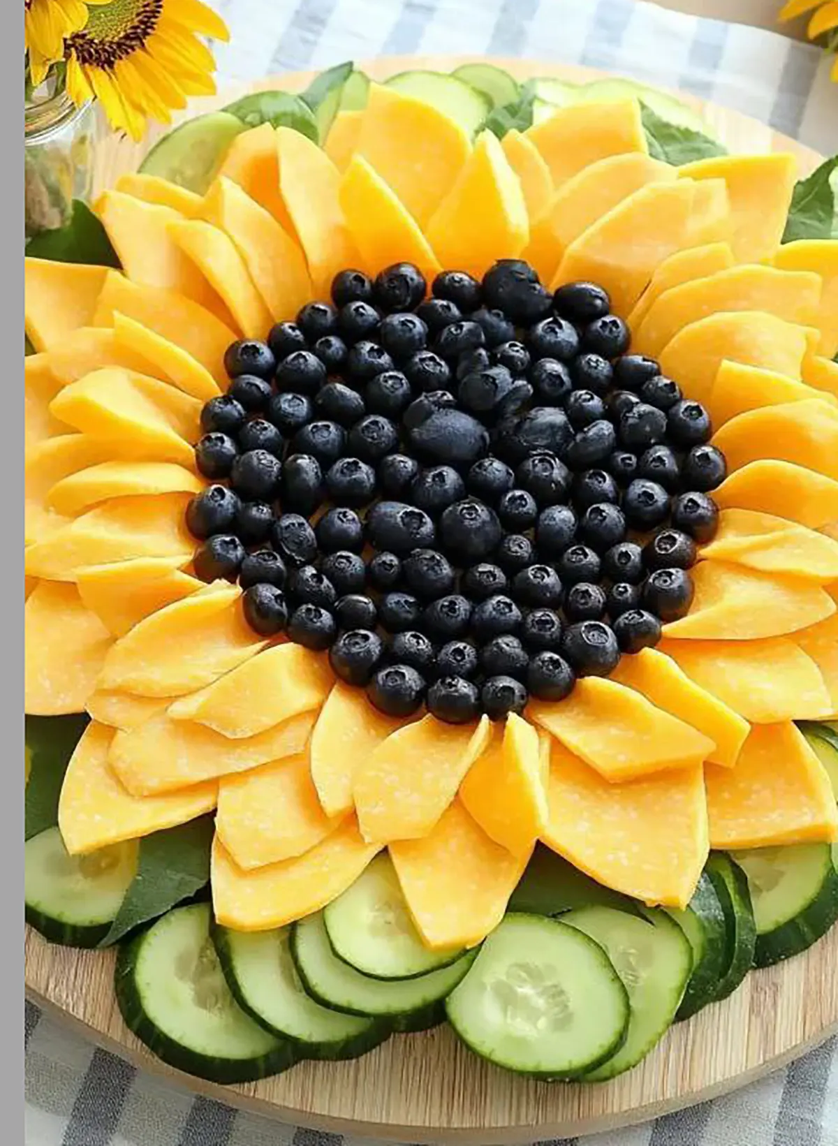 تزیین بشقاب میوه برای همسر
