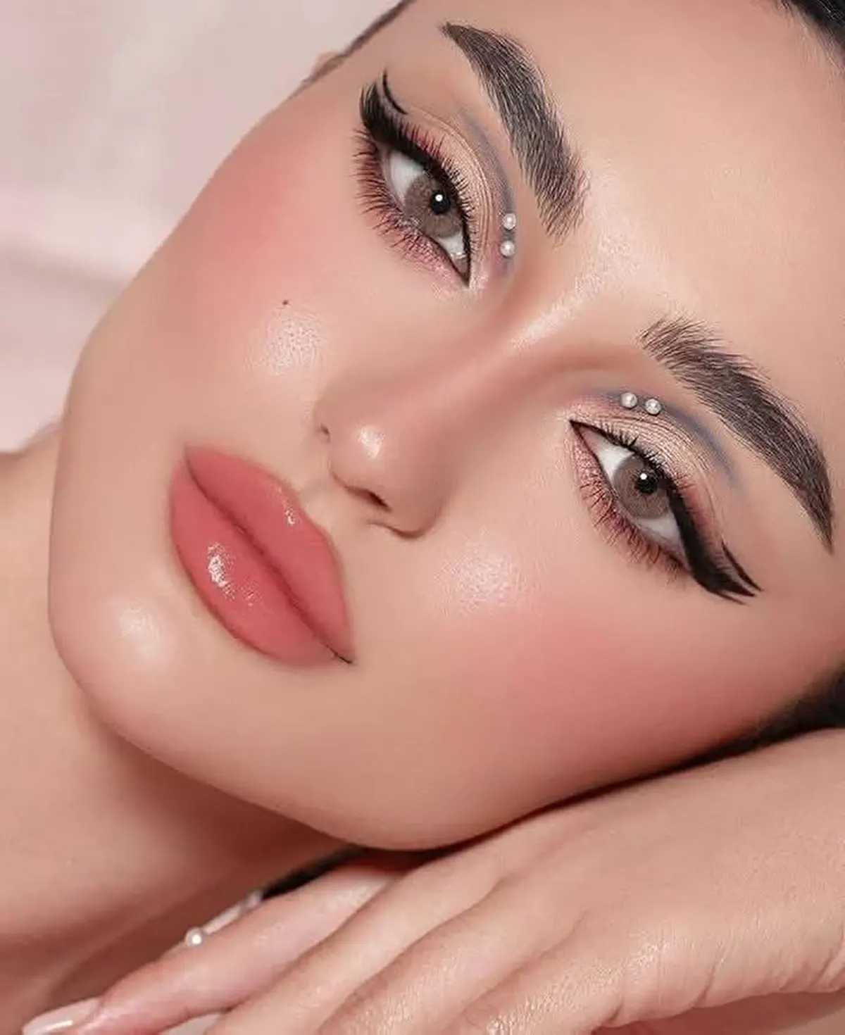 خط چشم فانتزی دخترانه
