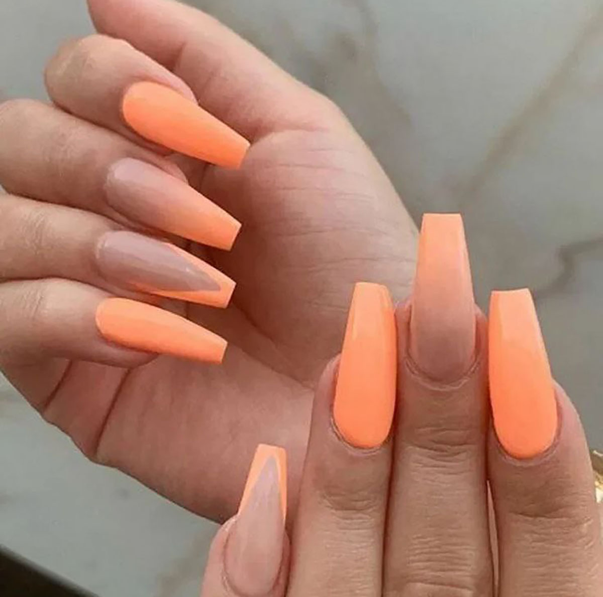 کاشت ناخن طبیعی و کوتاه
