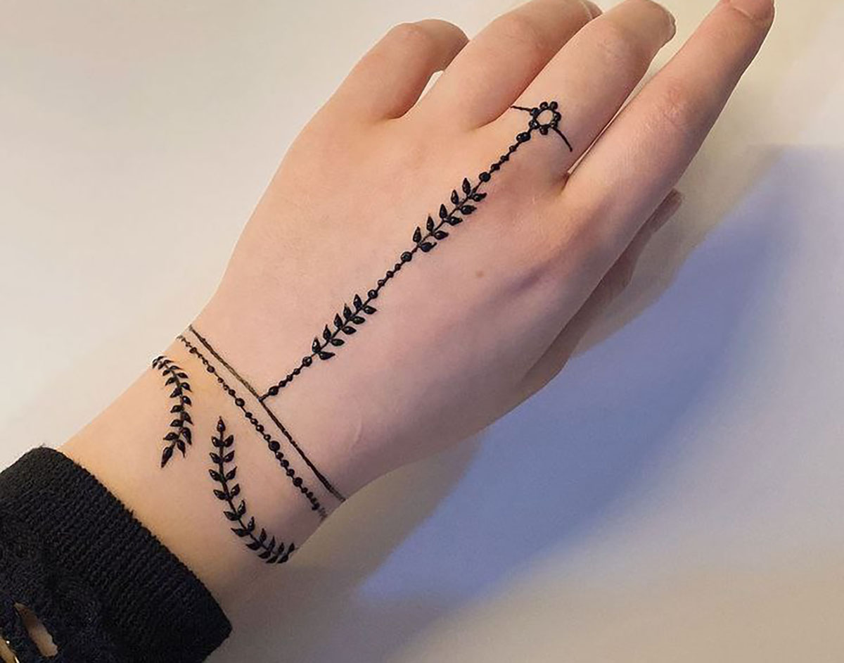 آموزش حنا روی دست آسان
