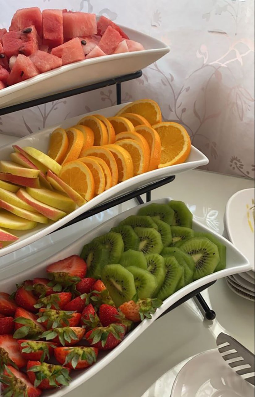تزیین میوه برای مهمانی رسمی
