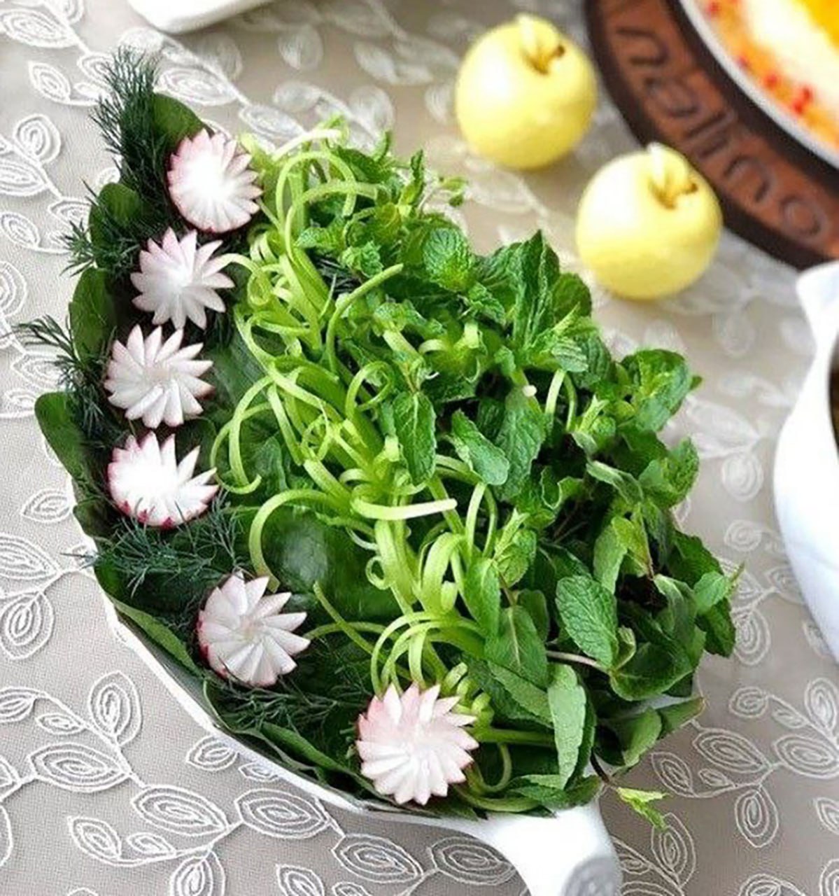 تزیین سبزی خوردن ساده 