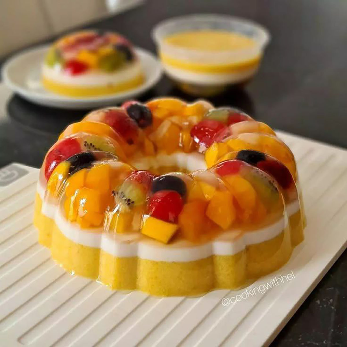 ژله میوه ای در جام