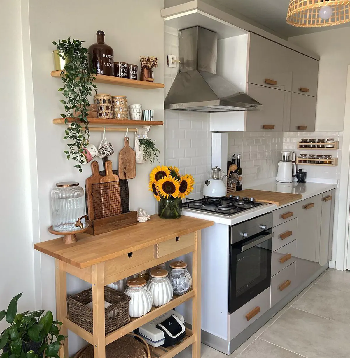 مدل کابینت آشپزخانه کوچک ایرانی جدید

